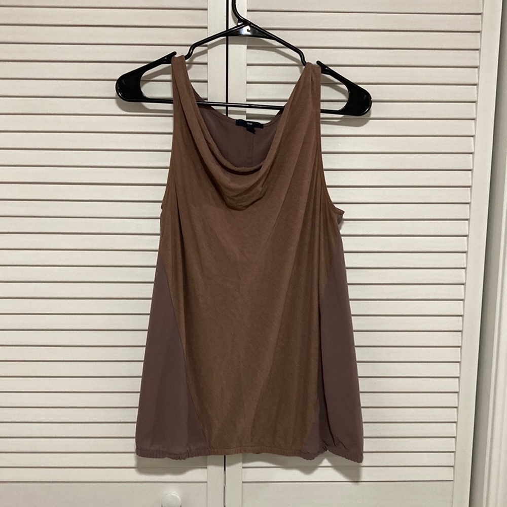 Gap shirt, size small.